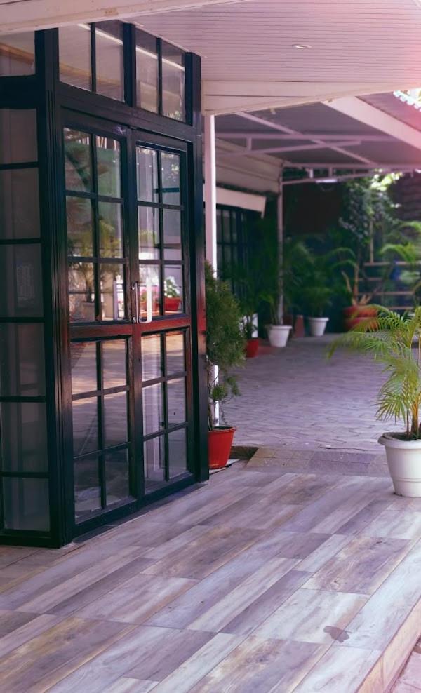 Hotel Urban Cottage Guwahati Esterno foto